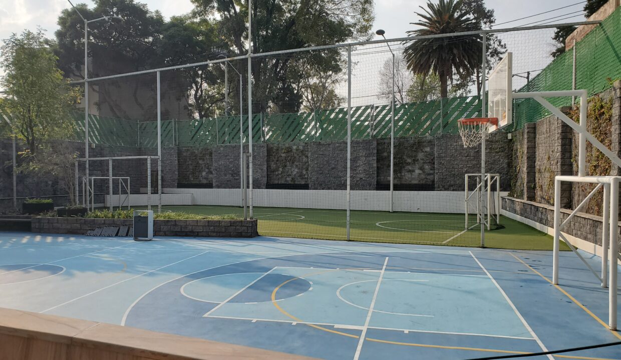 Cancha de basquet y futbol